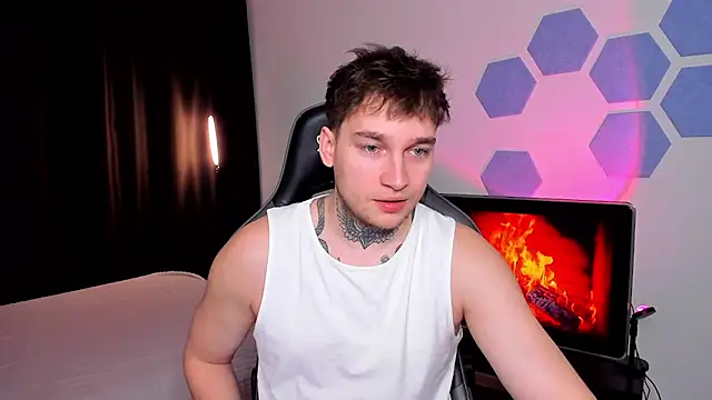 Chris Tyson online show from December 21, 12:51 pm