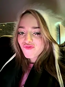 LoraaDoll online show from November 23, 4:06 pm