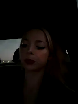 LoraaDoll online show from October 9, 3:23 pm