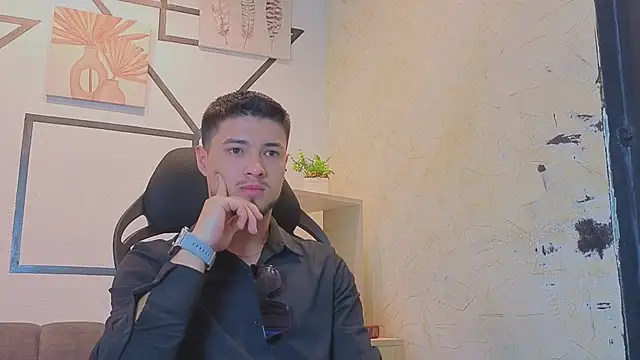 EdwardRoss  online show from September 10, 7:02 pm