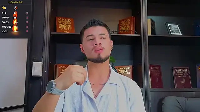 EdwardRoss  online show from September 24, 8:26 pm