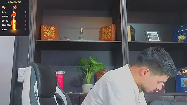 EdwardRoss  online show from September 13, 8:20 pm