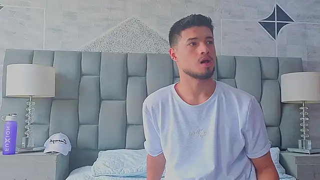 EdwardRoss  online show from September 27, 5:08 pm