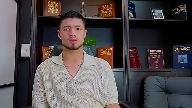 EdwardRoss  online show from October 2, 8:12 pm