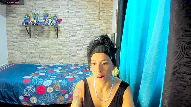 Snapshot of kaiagerbes3 chatting on October 5, 3:36 pm kaiagerbes3 online show from October 5, 3:36 pm