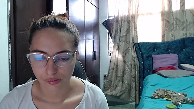 Snapshot of Kate_lorens9 chatting on October 27, 12:17 pm Kate lorens9 online show from October 27, 12:17 pm