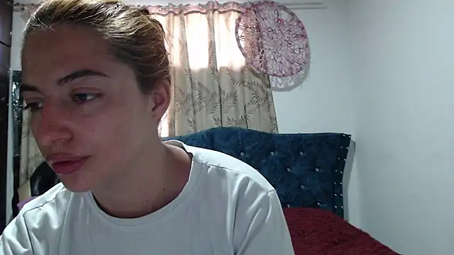 Snapshot of Kate_lorens9 chatting on September 22, 12:22 pm Kate lorens9 online show from September 22, 12:22 pm