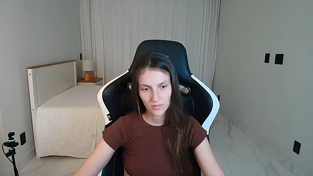 upssnowy online show from July 7, 12:02 am