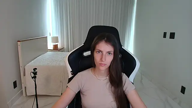 upssnowy online show from June 28, 5:52 pm