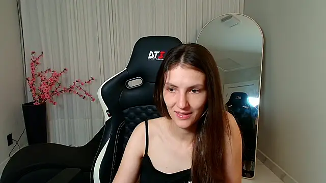 upssnowy online show from October 27, 7:15 pm