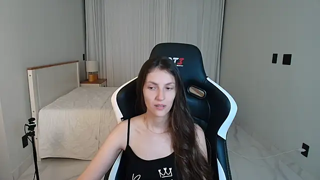 upssnowy online show from June 20, 3:11 am