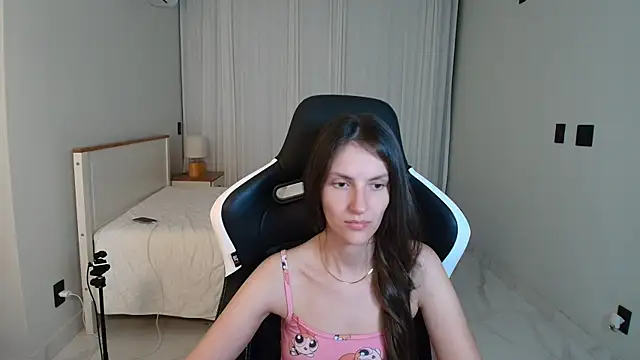 upssnowy online show from July 22, 2:13 am