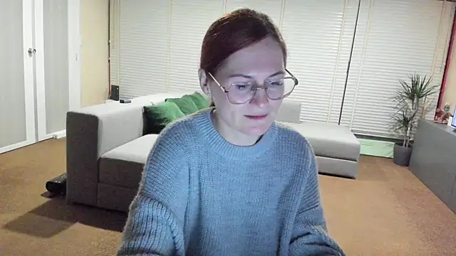 Snapshot of Sheandhim23 chatting on January 24, 3:11 am Sheandhim23 online show from January 24, 3:11 am