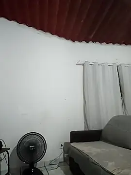 Snapshot of Julia_Pretinha chatting on February 21, 1:55 am Julia Pretinha online show from February 21, 1:55 am