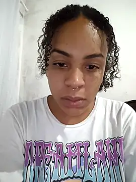Julia Pretinha online show from April 6, 12:39 am