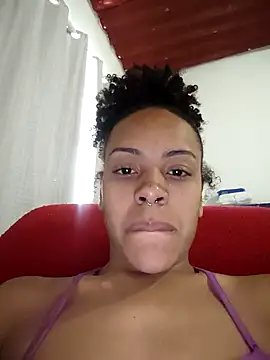 Snapshot of Julia_Pretinha chatting on October 1, 1:37 pm Julia Pretinha online show from October 1, 1:37 pm