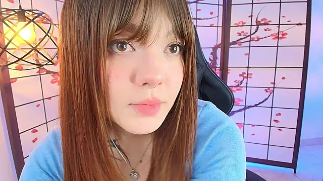 Snapshot of Fluffy_Bubble21 chatting on October 8, 3:19 am Fluffy Bubble21 online show from October 8, 3:19 am