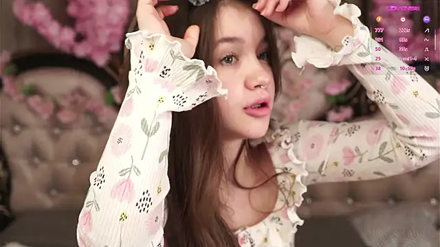 AmiLewis online show from March 17, 1:08 am