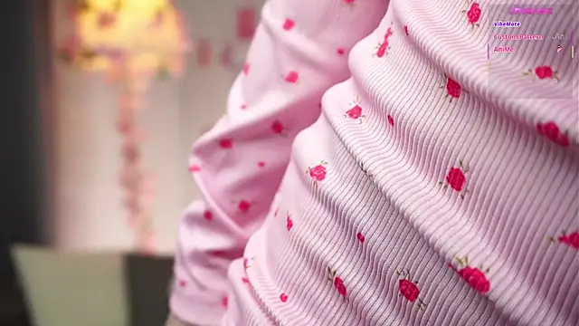 Snapshot of AmiLewis chatting on February 15, 1:06 am AmiLewis online show from February 15, 1:06 am