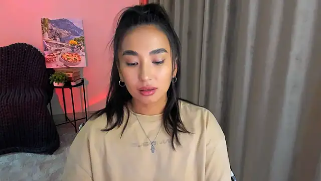 Snapshot of worldofkim chatting on January 27, 2:24 pm worldofkim online show from January 27, 2:24 pm