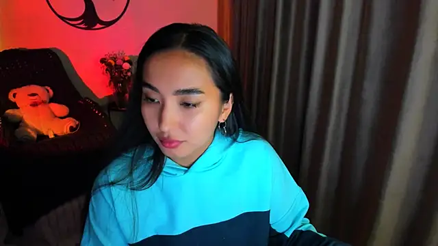 worldofkim online show from November 2, 1:16 pm