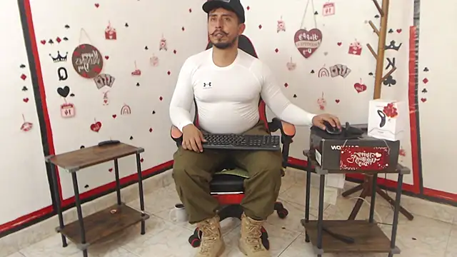 KalethBigDick online show from February 27, 8:20 pm