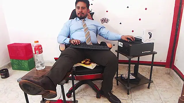 KalethBigDick online show from February 9, 1:25 am