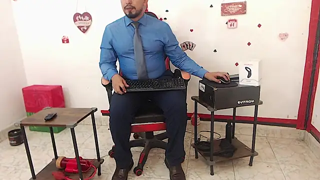 KalethBigDick online show from February 13, 9:48 pm