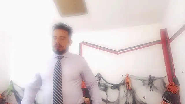 Snapshot of KalethBigDick chatting on October 22, 8:03 am KalethBigDick online show from October 22, 8:03 am