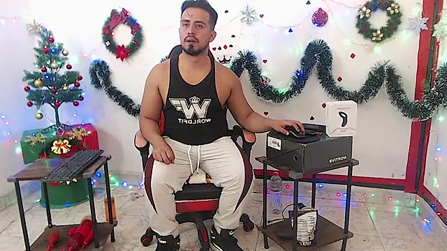 Snapshot of KalethBigDick chatting on November 30, 5:25 pm KalethBigDick online show from November 30, 5:25 pm