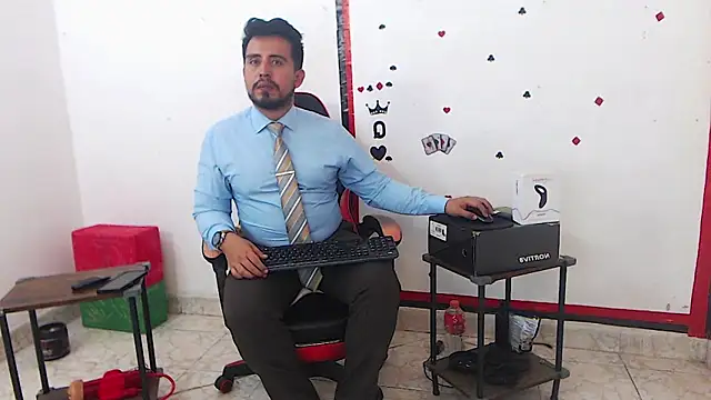 KalethBigDick online show from February 8, 12:30 am