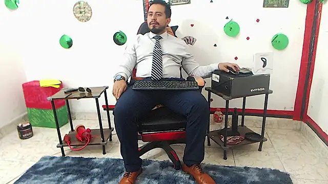 KalethBigDick online show from March 29, 1:29 am