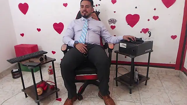 KalethBigDick online show from March 8, 1:55 am