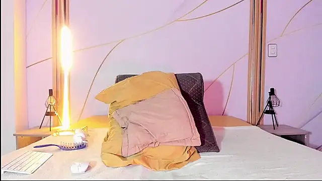 Snapshot of CheryHandsome chatting on March 3, 8:00 pm CheryHandsome online show from March 3, 8:00 pm