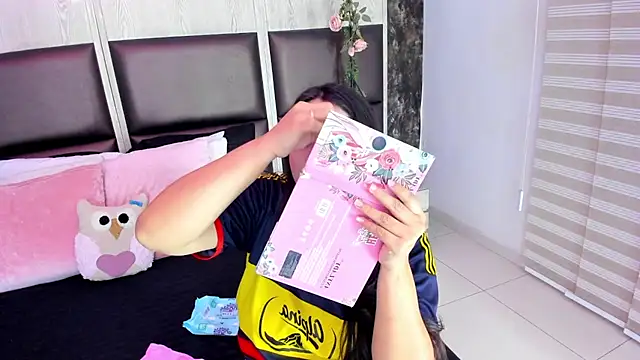 Snapshot of Miia_Thompsonn chatting on March 5, 3:18 am Miia Thompsonn online show from March 5, 3:18 am