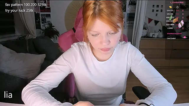 lil lia online show from October 15, 9:45 pm