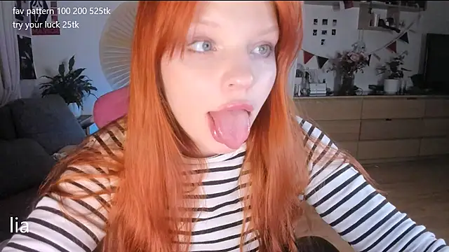 lil lia online show from December 3, 9:14 pm