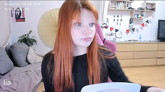 lil lia online show from February 10, 5:56 pm