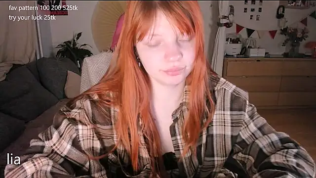 lil lia online show from February 16, 11:57 pm