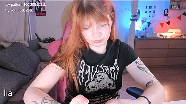 lil lia online show from March 16, 9:17 pm