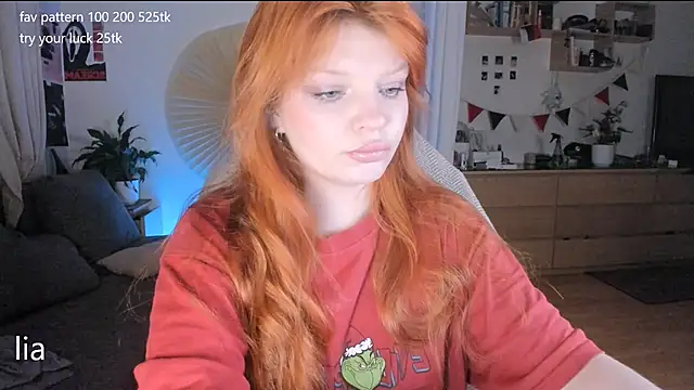 lil lia online show from November 27, 9:15 pm