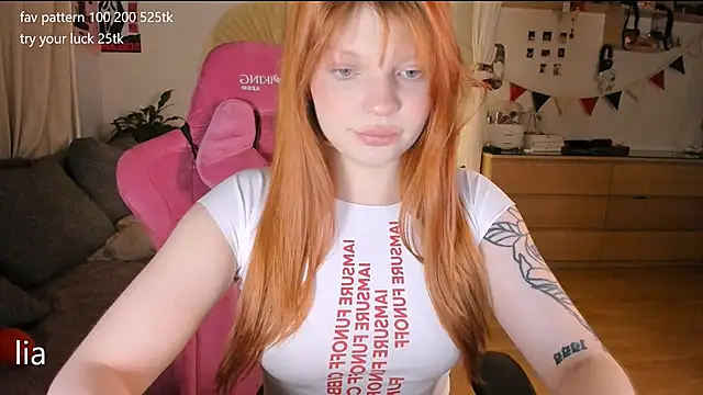 lil lia online show from February 1, 6:39 pm