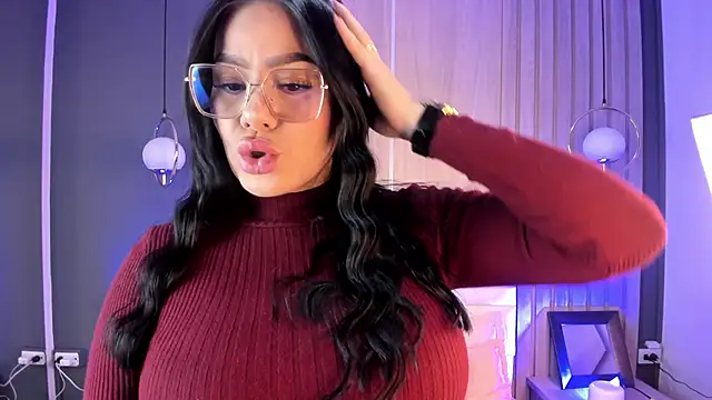 Miah gomez  online show from March 19, 6:08 pm