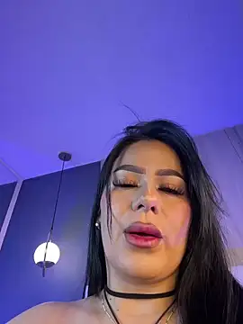 Miah gomez  online show from November 15, 12:20 pm