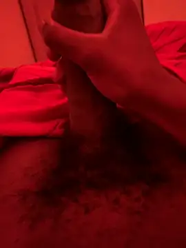 Snapshot of tatou18 chatting on February 1, 12:09 am tatou18 online show from February 1, 12:09 am