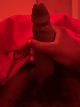 Snapshot of tatou18 chatting on March 1, 1:27 am tatou18 online show from March 1, 1:27 am