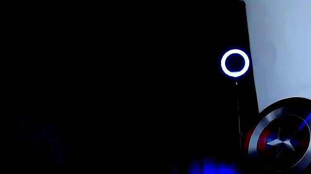 Antonywebb94 online show from November 30, 4:13 am