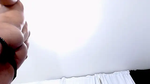 Antonywebb94 online show from May 13, 3:46 am