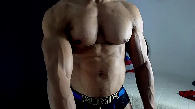 Snapshot of Antonywebb94 chatting on March 1, 1:32 am Antonywebb94 online show from March 1, 1:32 am