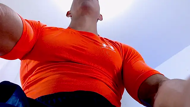Antonywebb94 online show from April 21, 10:16 pm